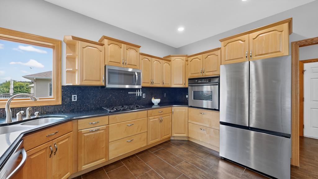 2967 Darcy Drive Northeast Rochester, MN 55906 - Photo 15 of 53