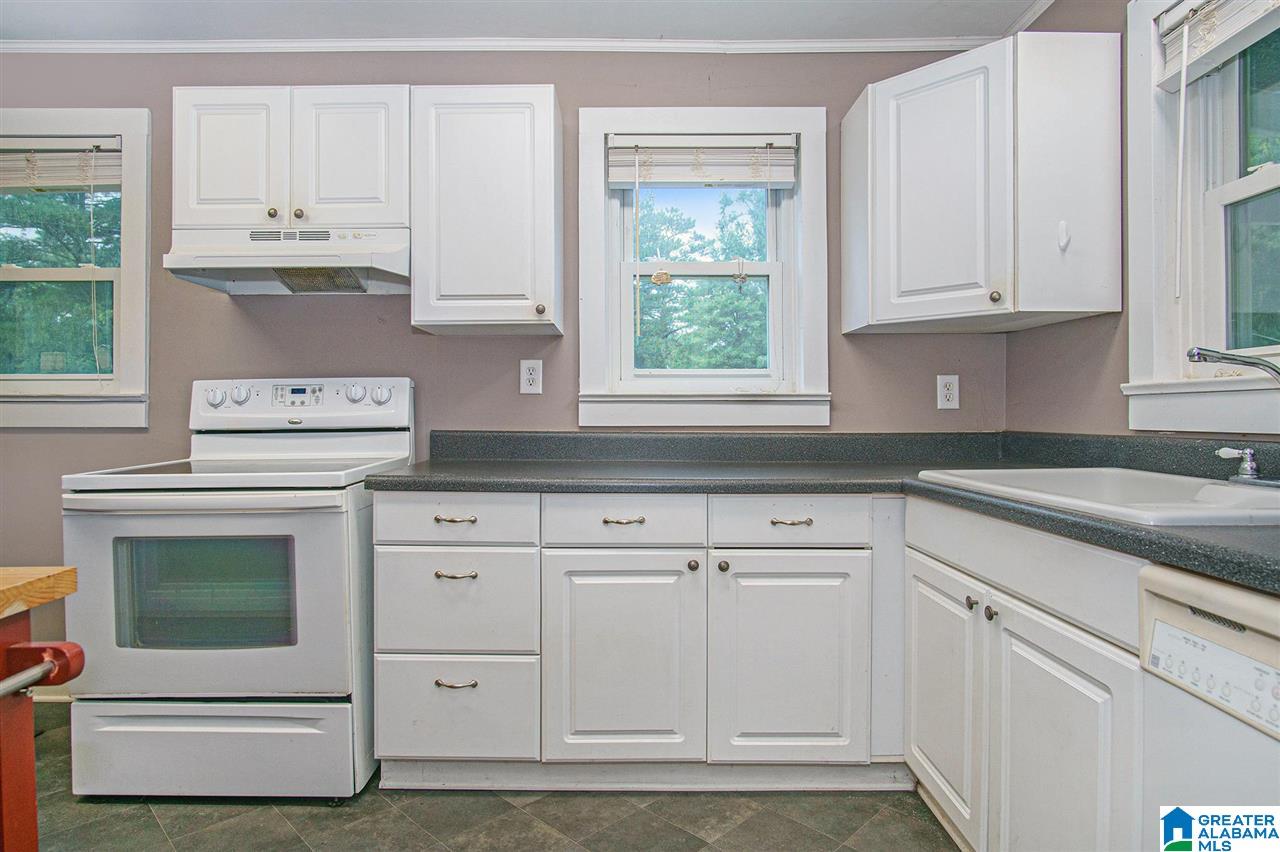 7223 Taylors Ferry Road Bessemer, AL 35023 - Photo 9 of 20