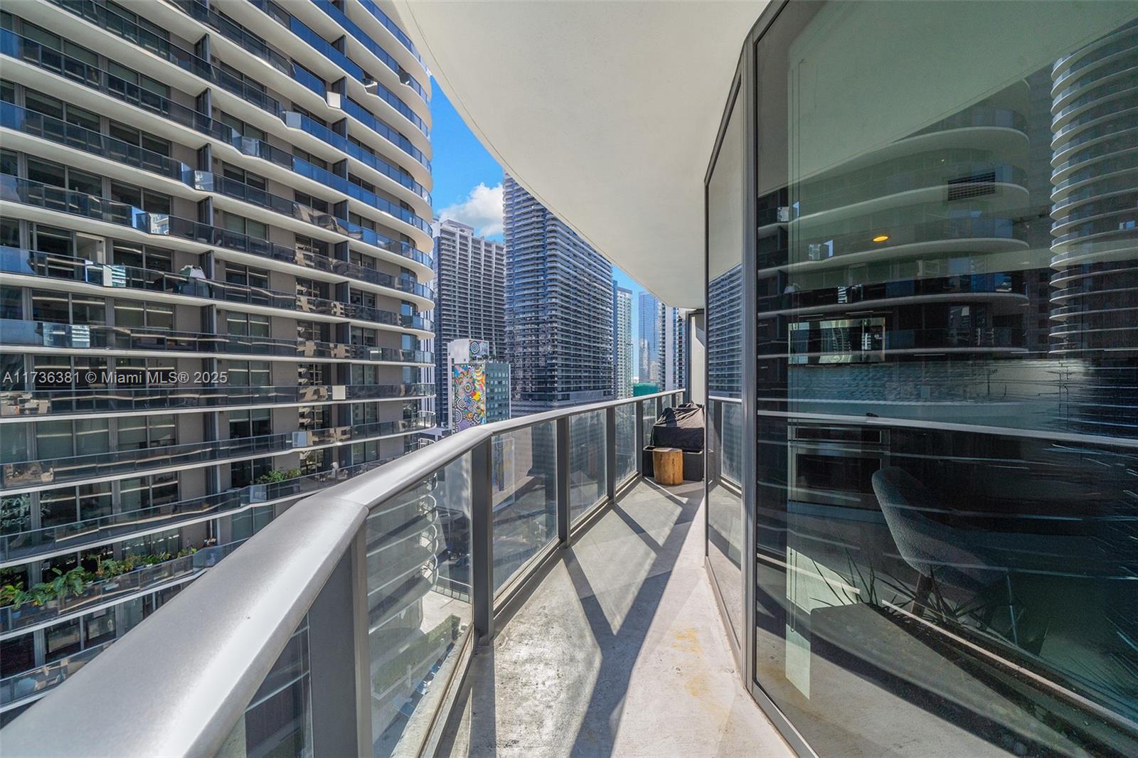 55 Southwest 9th Street, Unit 1701 Miami, FL 33130 - Photo 34 of 58