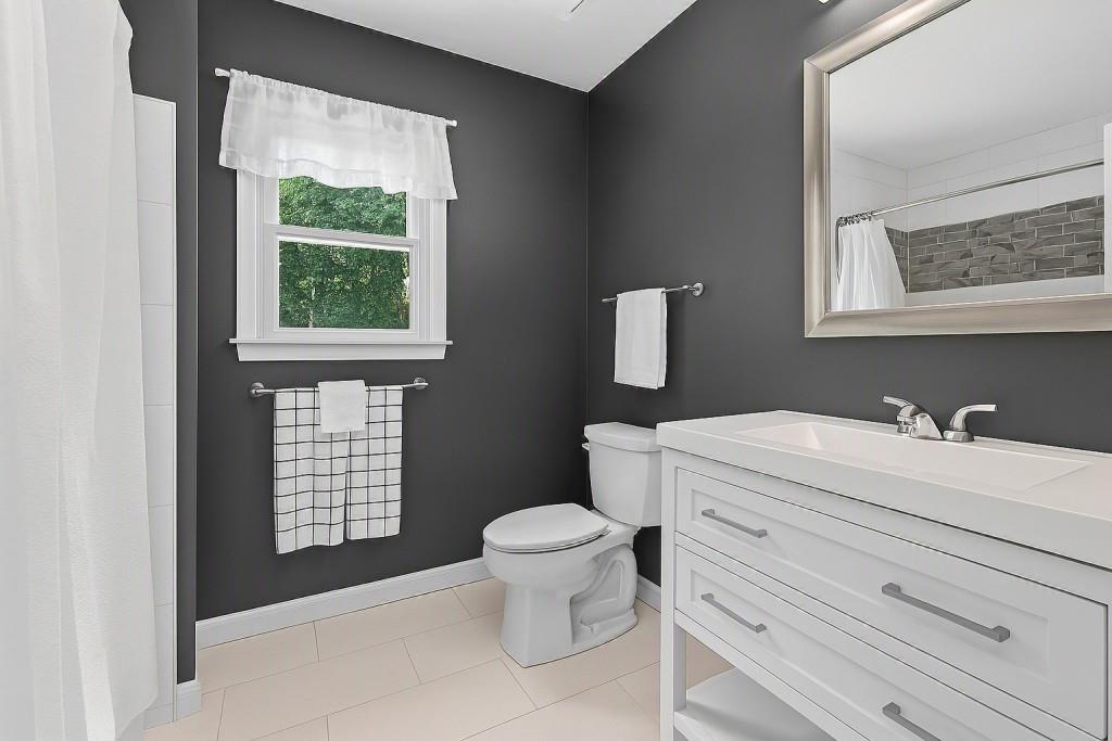 1530 Woodstock Road Roswell, GA 30075 - Photo 25 of 59
