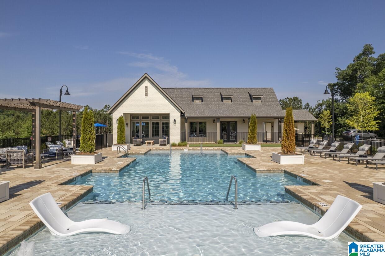 4000 Skyline Rdg Road, Unit 4712 Gardendale, AL 35071 - Photo 1 of 18