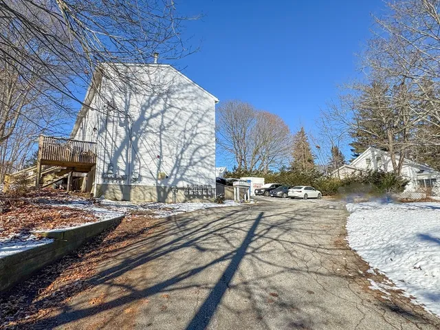 $160,000 | 325 Washington Street, Unit 3, West Warwick, RI 02893