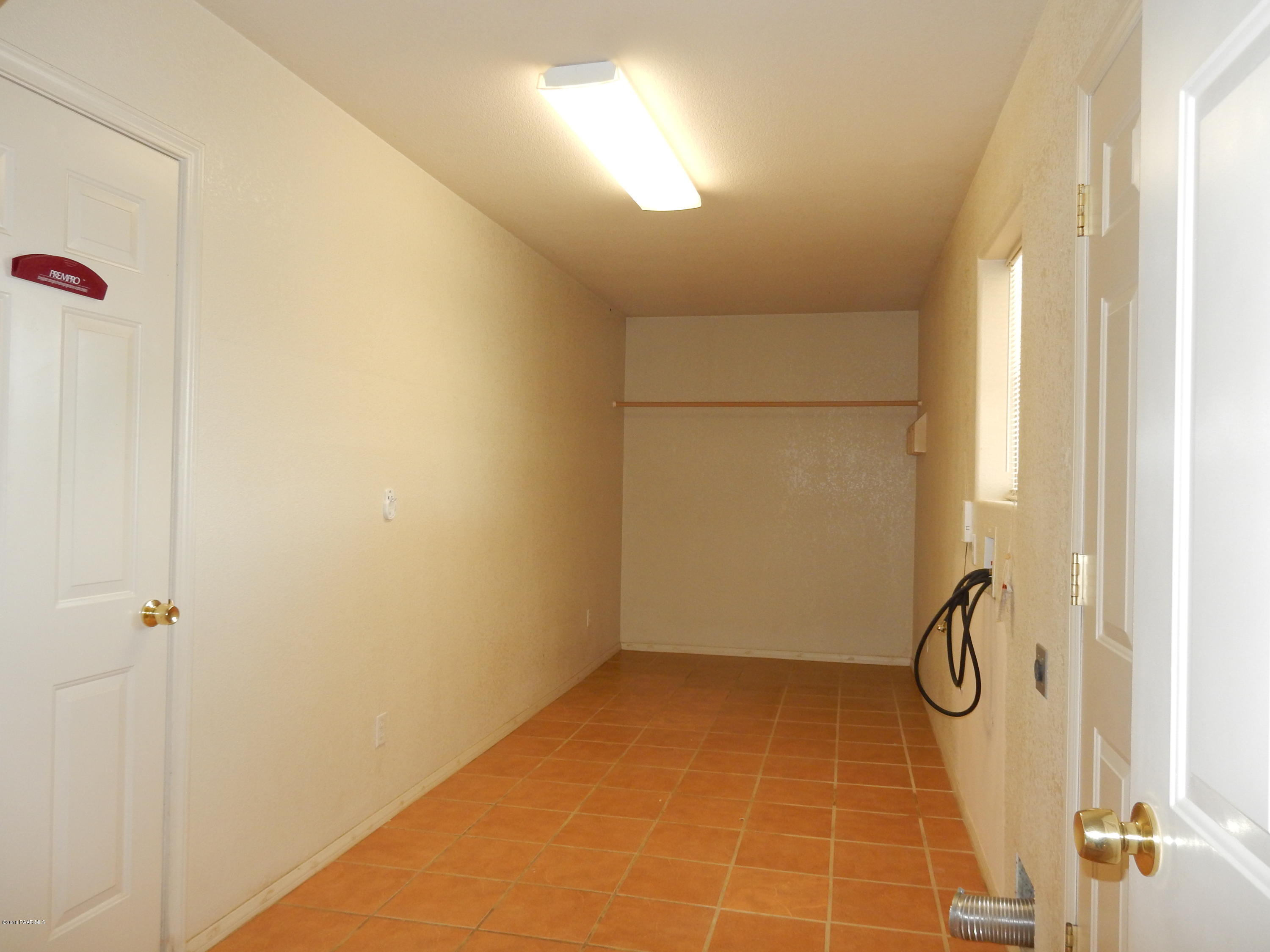 17543 East Trails End Road Mayer, AZ 86333 - Photo 19 of 35 laundry / office