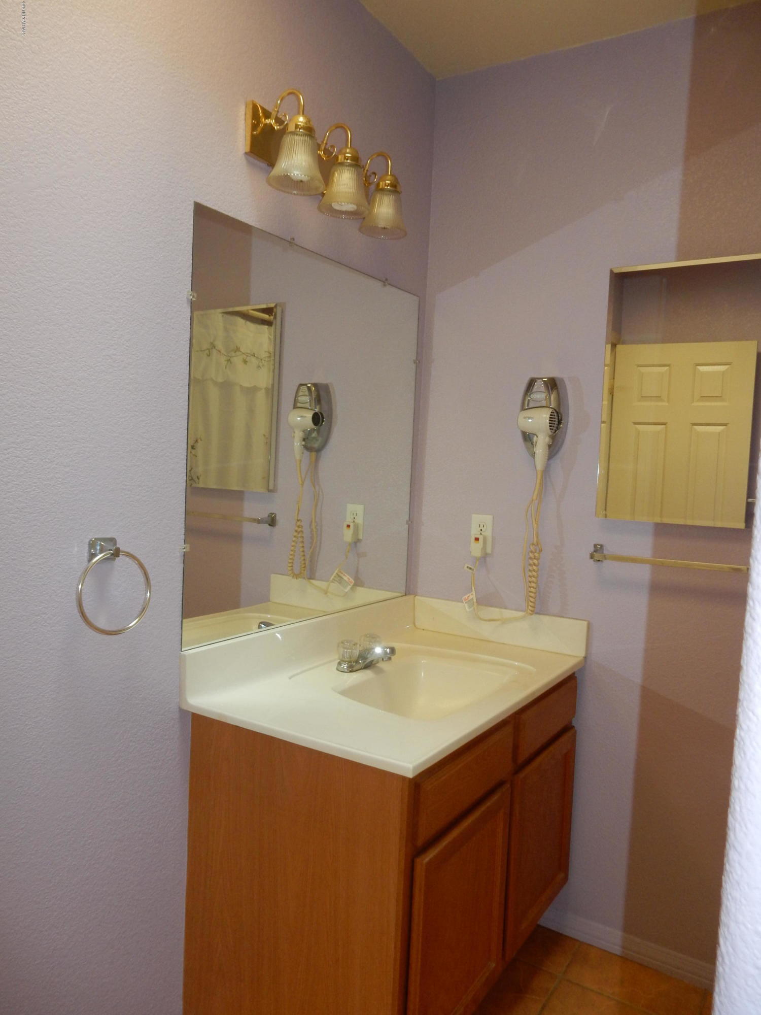17543 East Trails End Road Mayer, AZ 86333 - Photo 24 of 35 main bath
