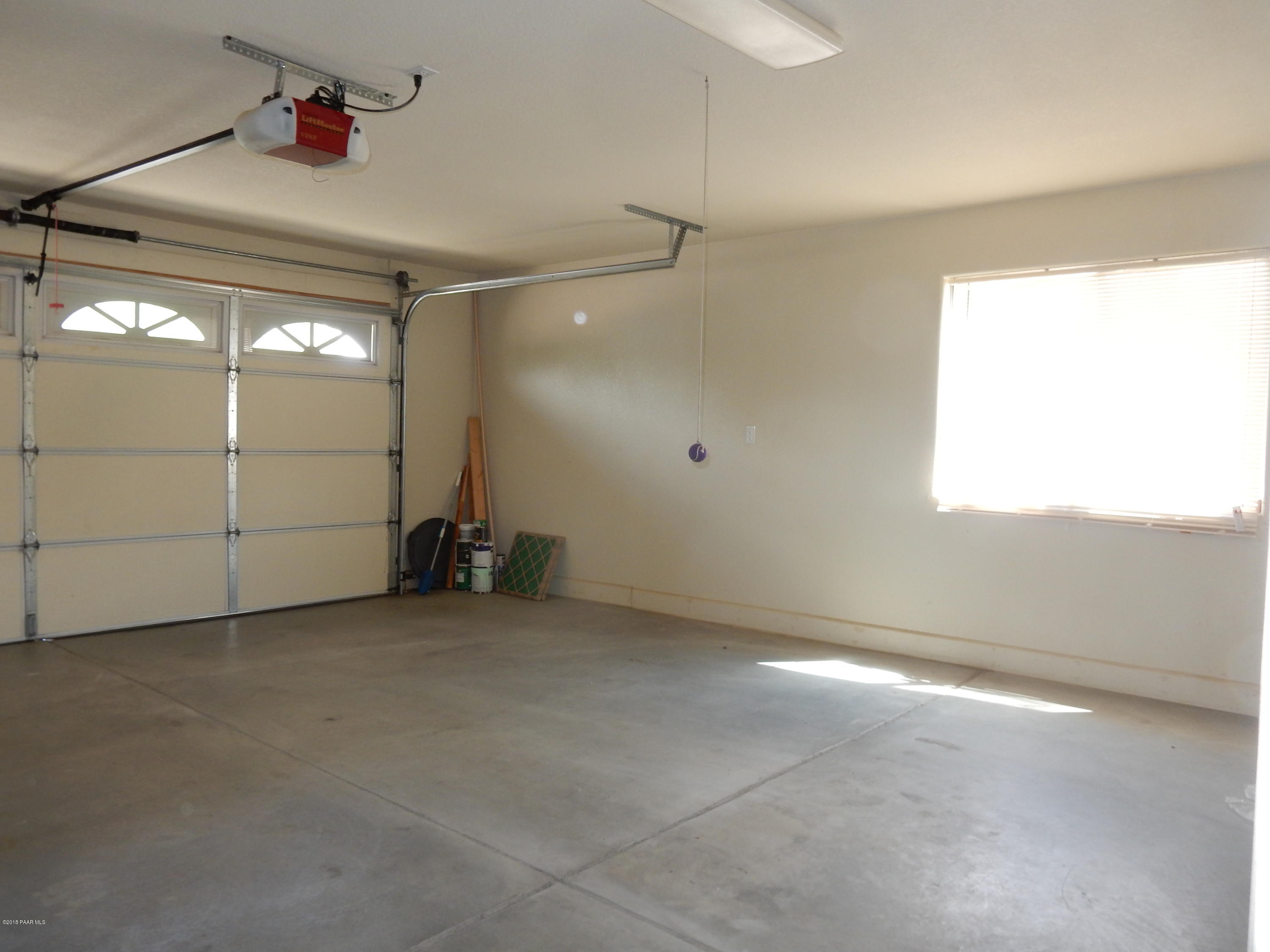 17543 East Trails End Road Mayer, AZ 86333 - Photo 34 of 35 garage