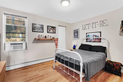 $2,425 | 37 West 19th Street, Unit 3, Weehawken, NJ 07086