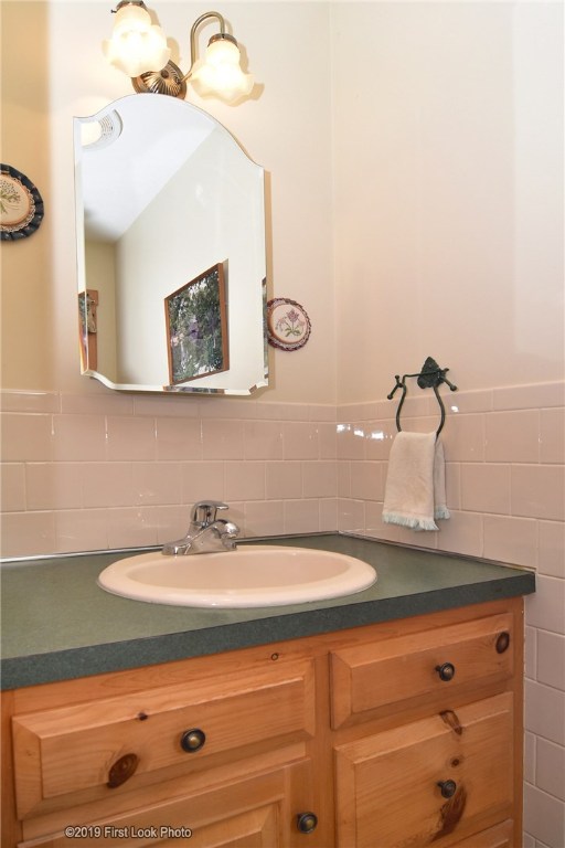 110 South Killingly Road Foster, RI 02825 - Photo 26 of 35