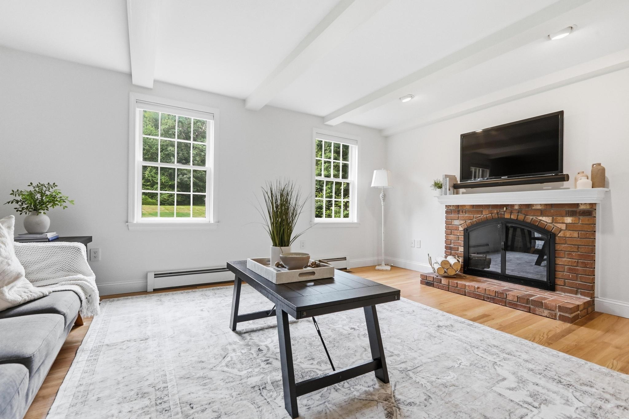 8 Bear Hill Road Windham, NH 03087 - Photo 14 of 48