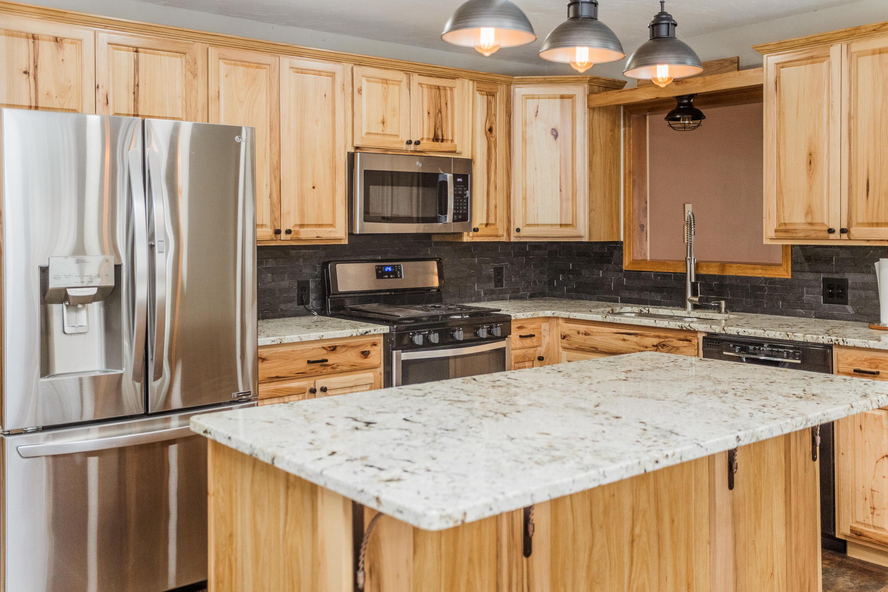 7609 Columbus Road Mount Vernon, OH 43050 - Photo 8 of 111 7609ColumbusRd-81