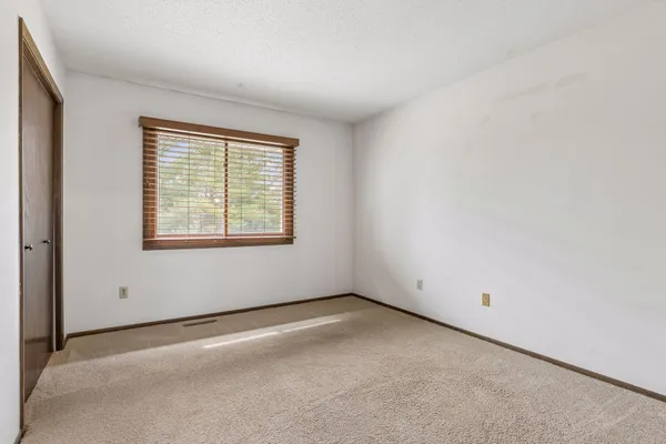$249,900 | 8425 West 97th Street, Bloomington, MN 55438