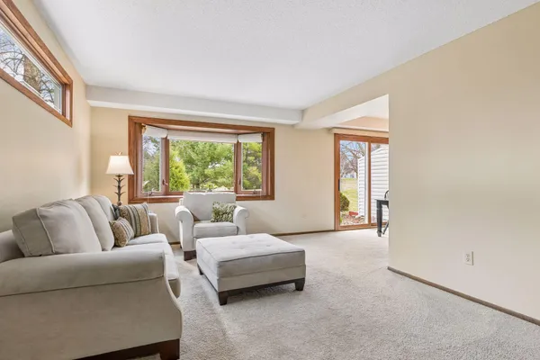 $249,900 | 8425 West 97th Street, Bloomington, MN 55438