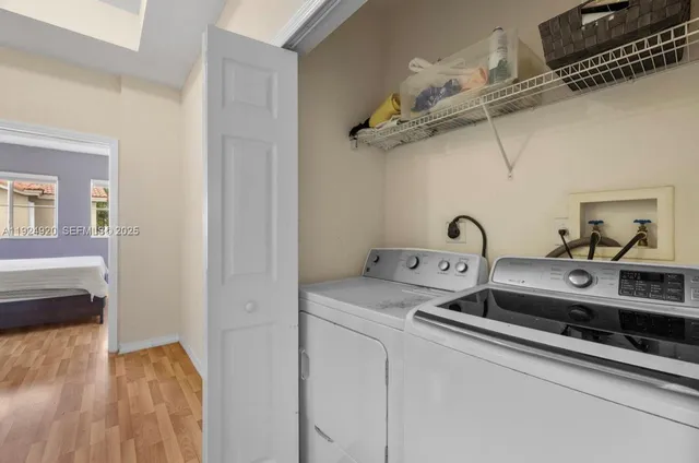 a room with a washing machine