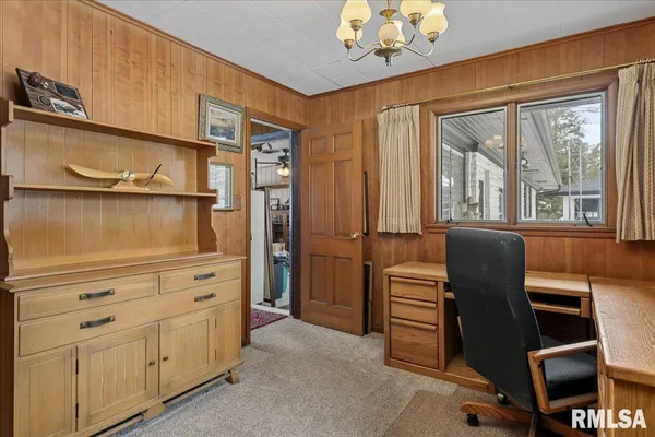 $275,000 | 2 Millwood Manor, Jacksonville, IL 62650