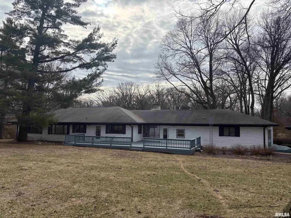 $275,000 | 2 Millwood Manor, Jacksonville, IL 62650