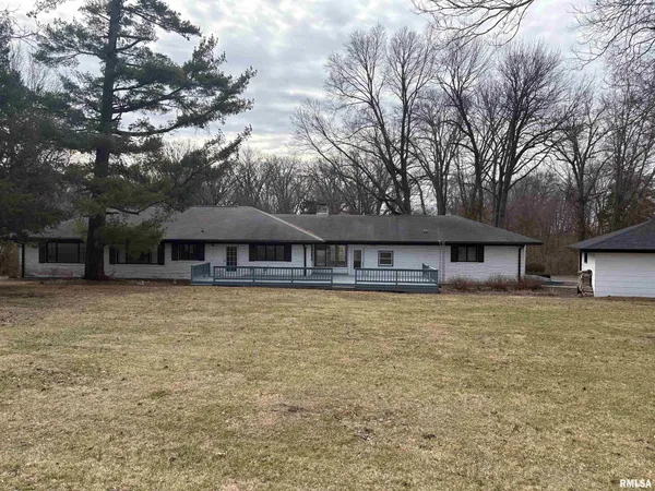 $275,000 | 2 Millwood Manor, Jacksonville, IL 62650