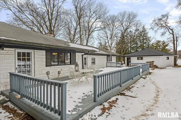 $275,000 | 2 Millwood Manor, Jacksonville, IL 62650