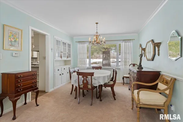 $275,000 | 2 Millwood Manor, Jacksonville, IL 62650