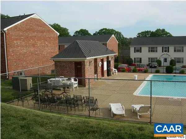 $1,575 | 144 Hessian Hills Circle, Unit 1, Charlottesville, VA 22901