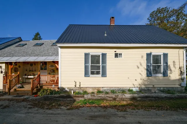 $425,000 | 531 Main Street, Chester, VT 05143
