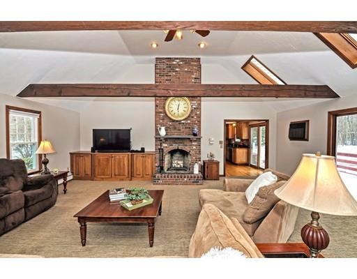 13 Barnstable Road Norfolk, MA 02056 - Photo 7 of 27 Gallery Image 7