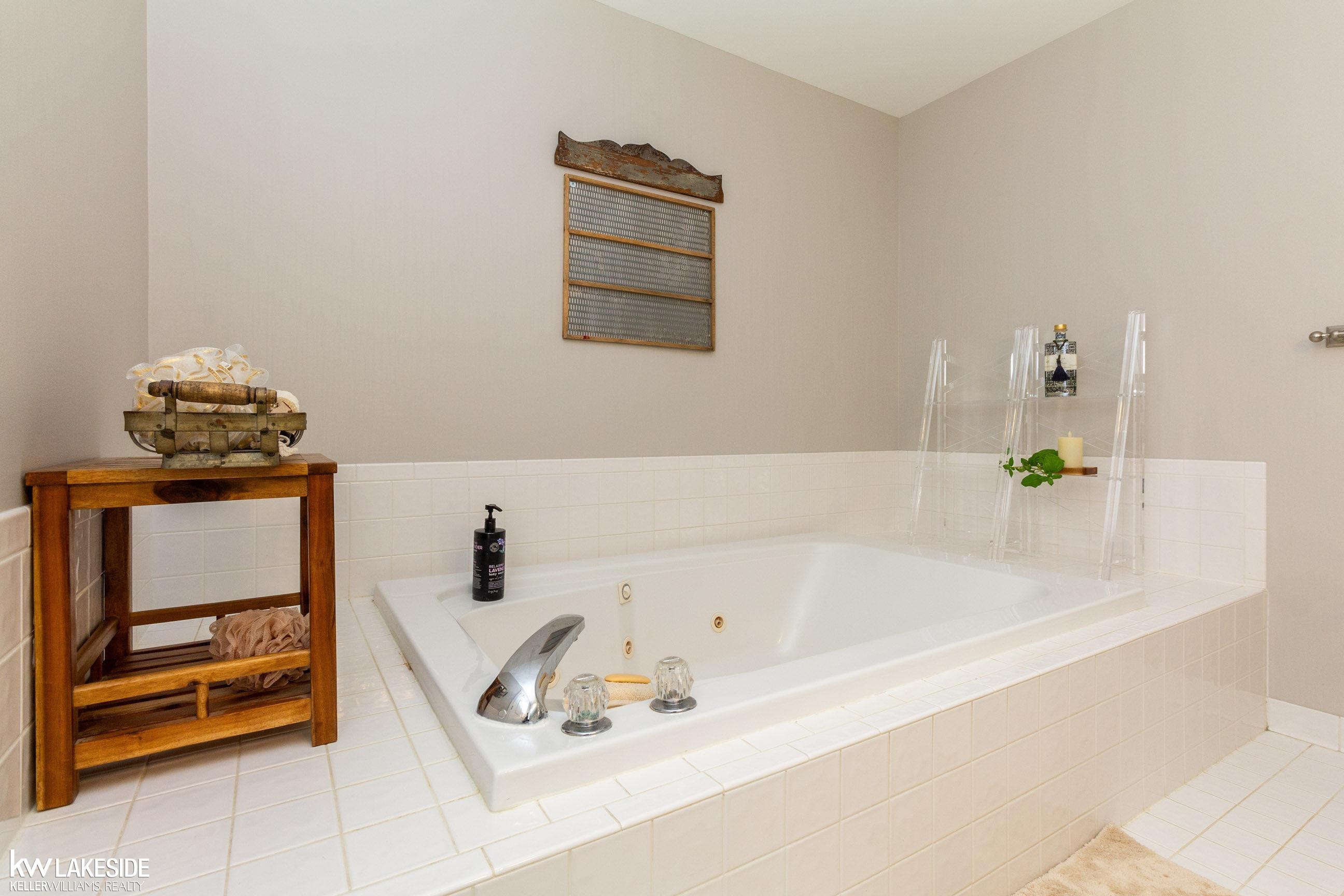 1771 East Romeo Road Leonard, MI 48367 - Photo 25 of 52