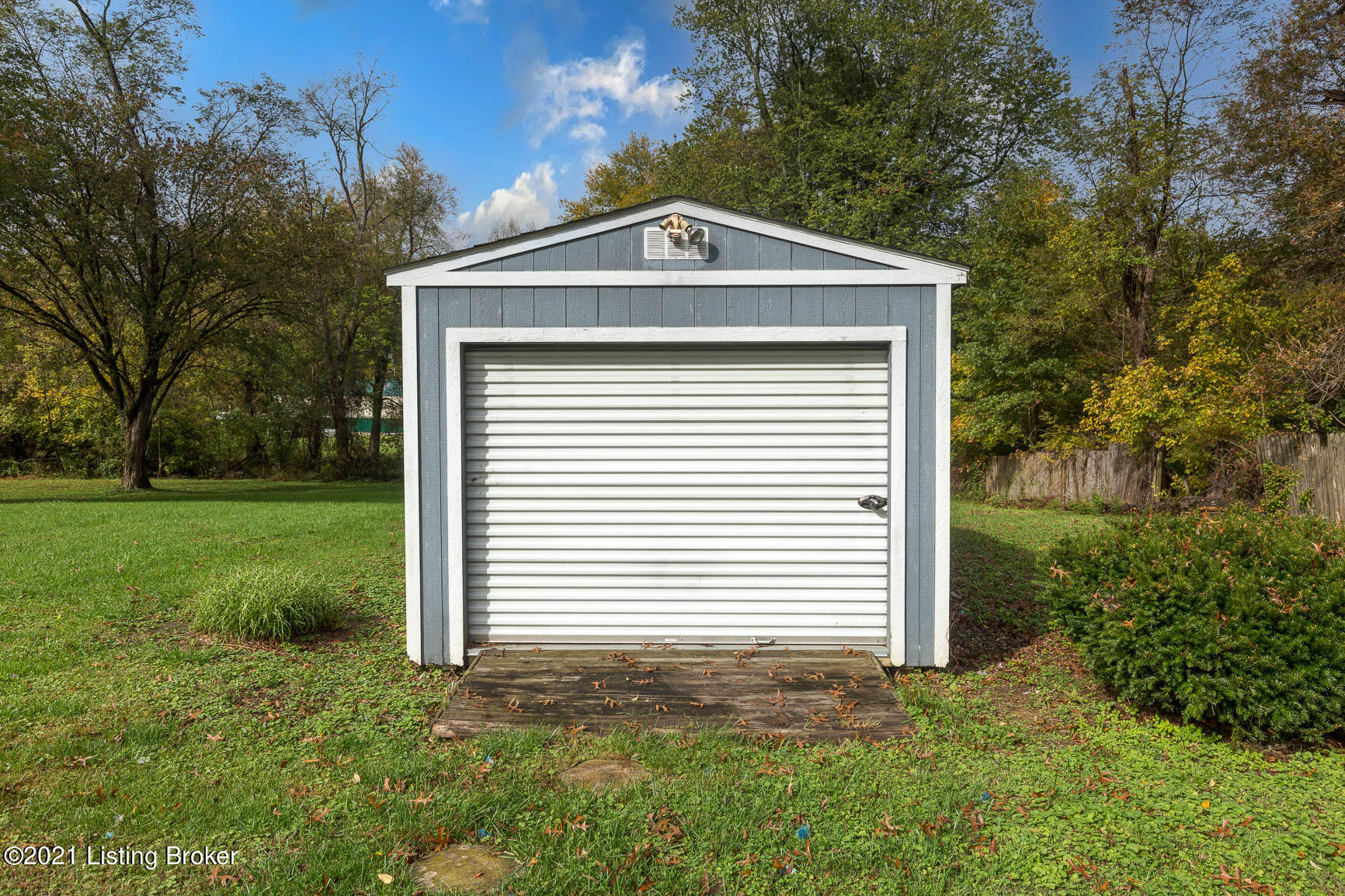 6706 Rutledge Road Louisville, KY 40258 - Photo 40 of 46 6706 Rutledge-40