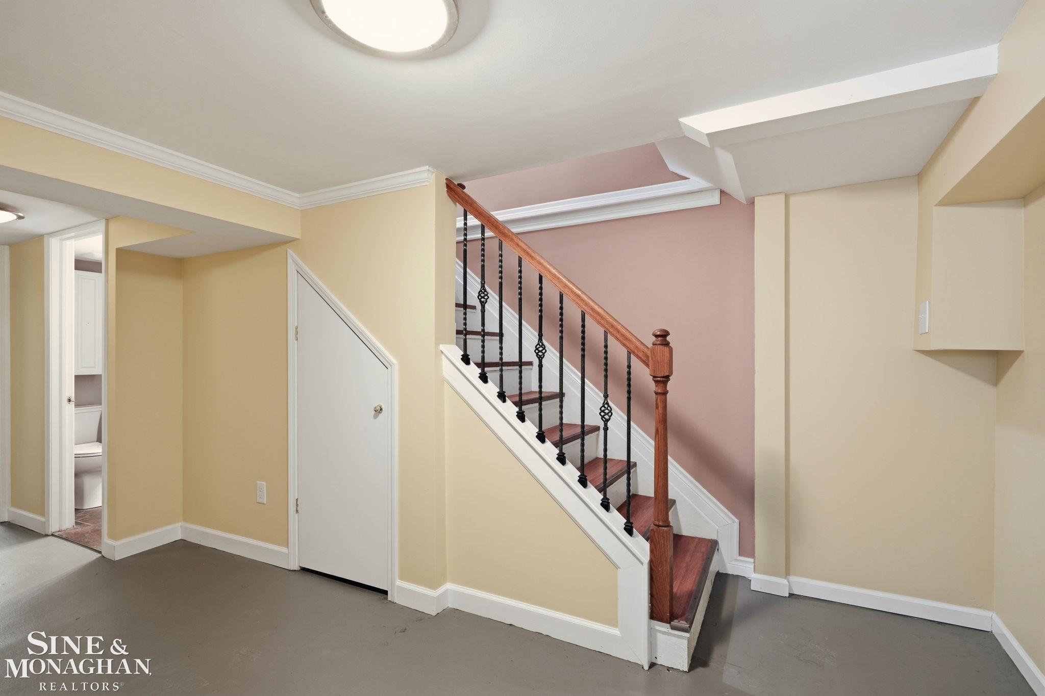 1641 Hampton Road Grosse Pointe Woods, MI 48236 - Photo 43 of 70