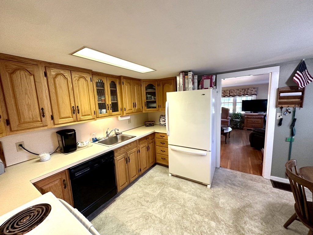 30 Brookhaven Road Worcester, MA 01606 - Photo 17 of 24 Gallery Image 17