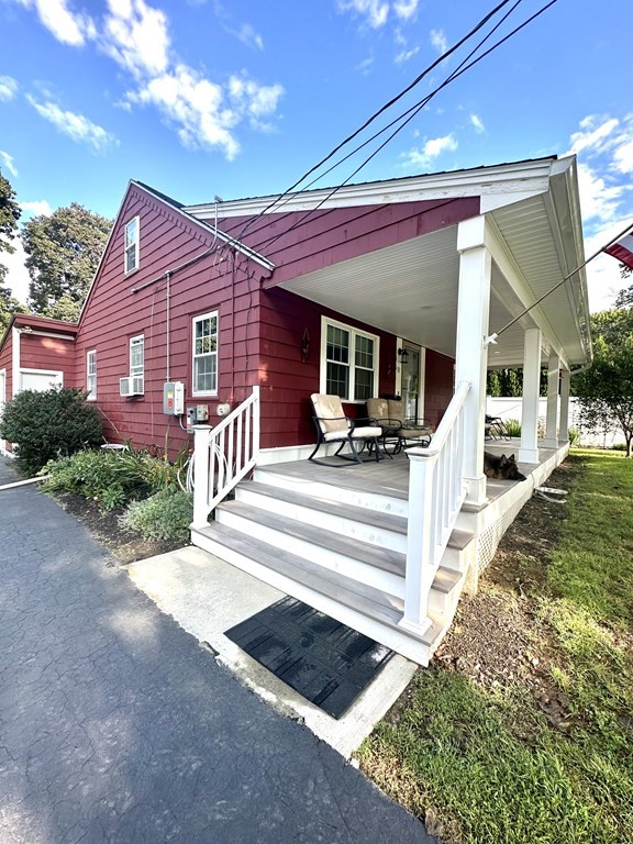 30 Brookhaven Road Worcester, MA 01606 - Photo 4 of 24 Gallery Image 4