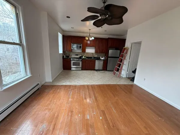 $2,300 | 23 Vroom Street, Unit 2, Jersey City, NJ 07306