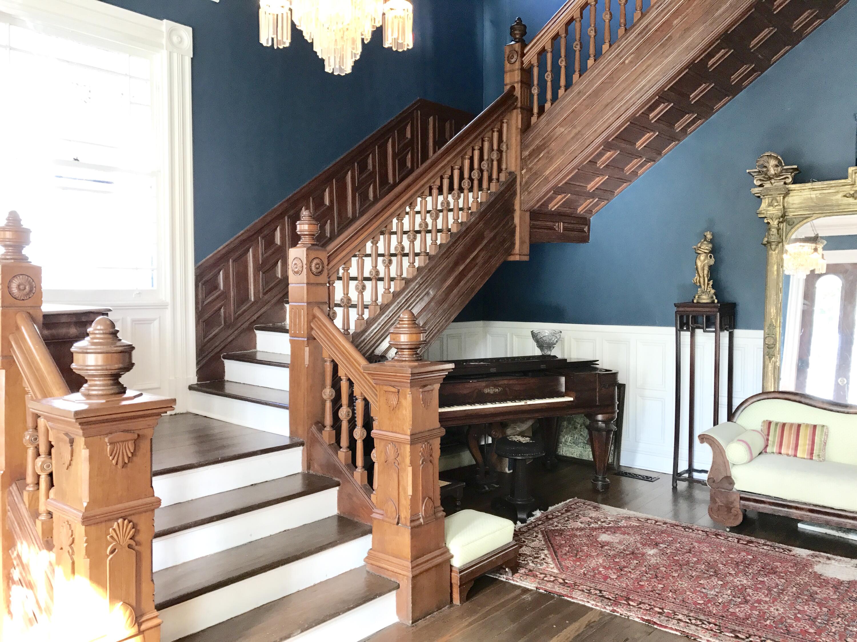 114 F Rutledge Avenue, Unit F Charleston, SC 29401 - Photo 1 of 11 IMG_1272