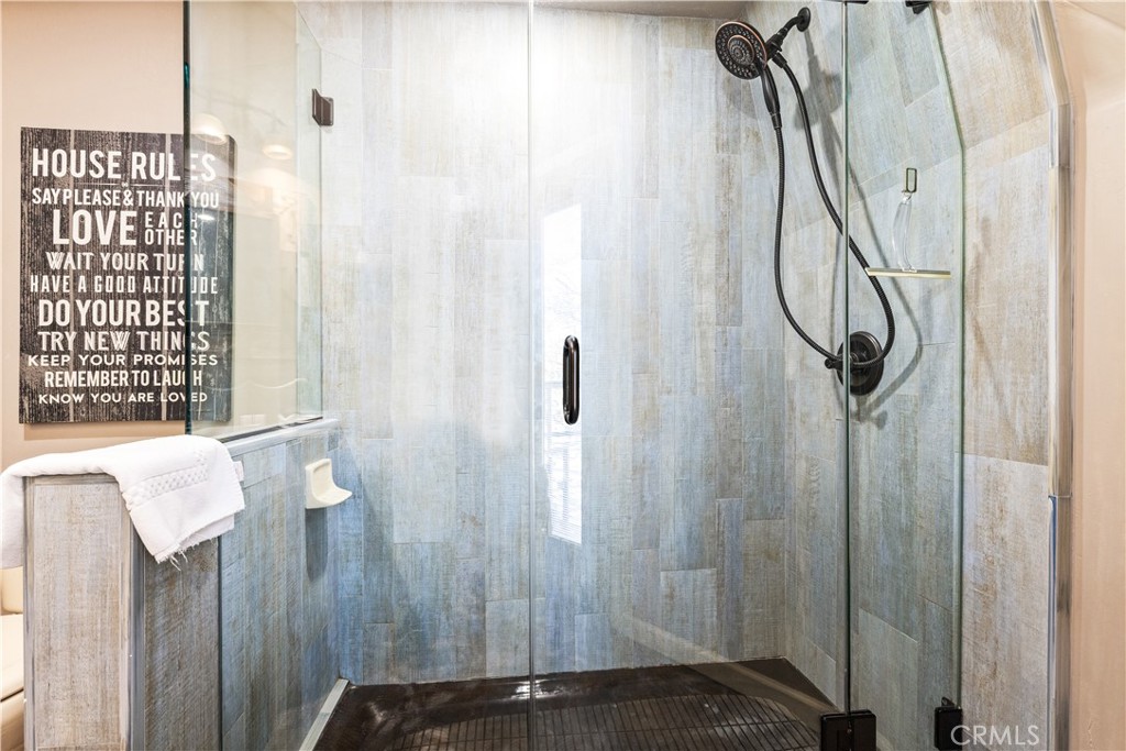 2178 Ridge Rider Road Bradley, CA 93426 - Photo 21 of 51 a bathroom with a shower