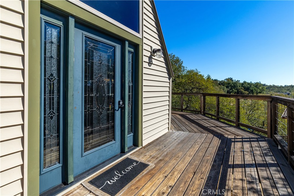 2178 Ridge Rider Road Bradley, CA 93426 - Photo 4 of 51 a view of a balcony with wooden floor and fence