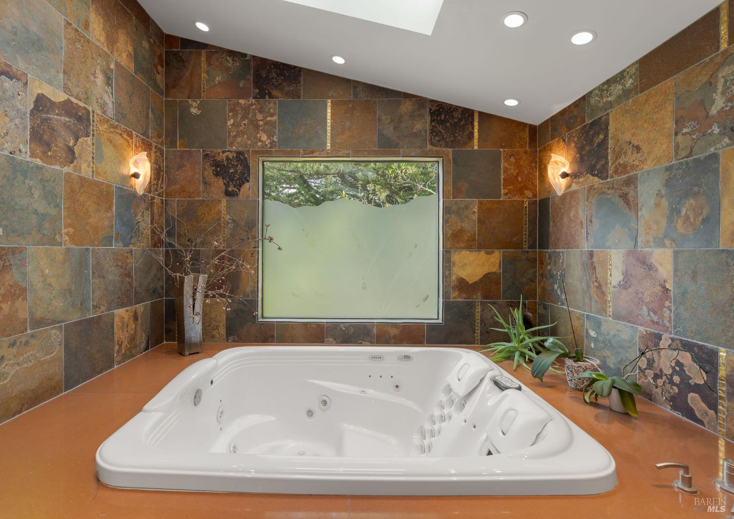 40445 Tide Pool The Sea Ranch, CA 95497 - Photo 31 of 75 a bathroom with a tub and shower