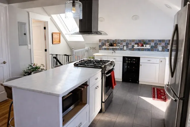 $3,500 | 40 Winthrop Street, Unit 3, Salem, MA 01970