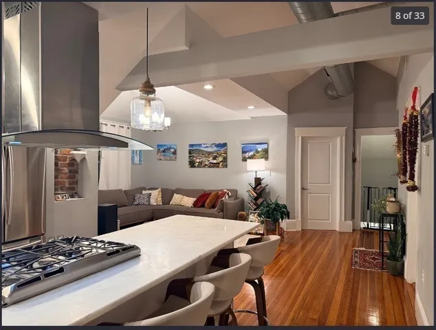 $3,700 | 40 Winthrop Street, Unit 3, Salem, MA 01970