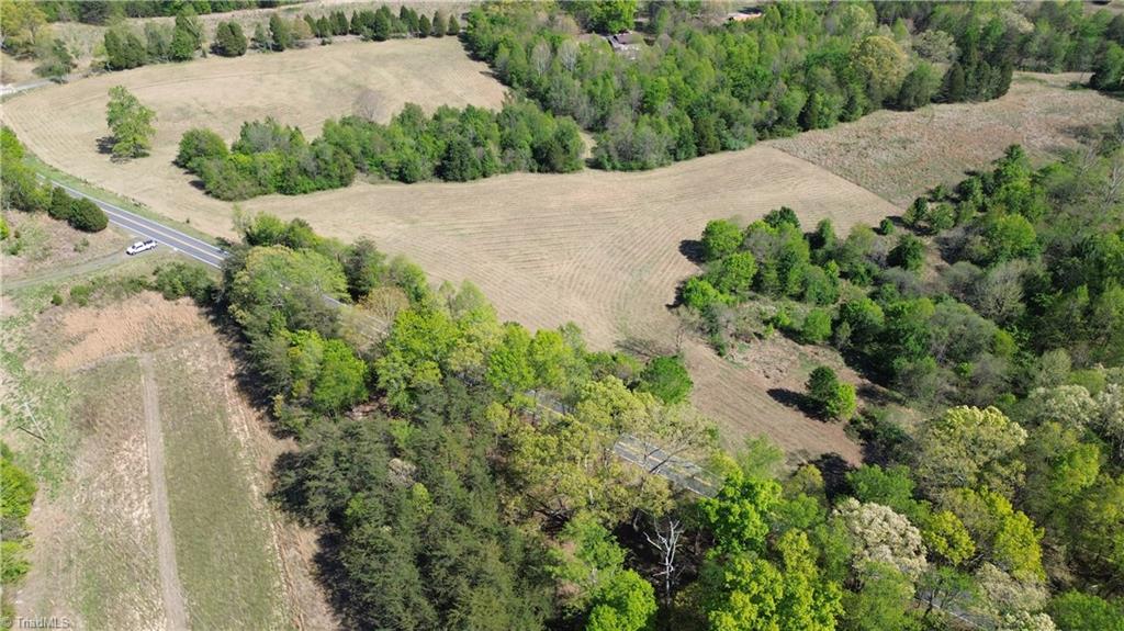 1 Riverside Circle Eden, NC 27288 - Photo 8 of 21