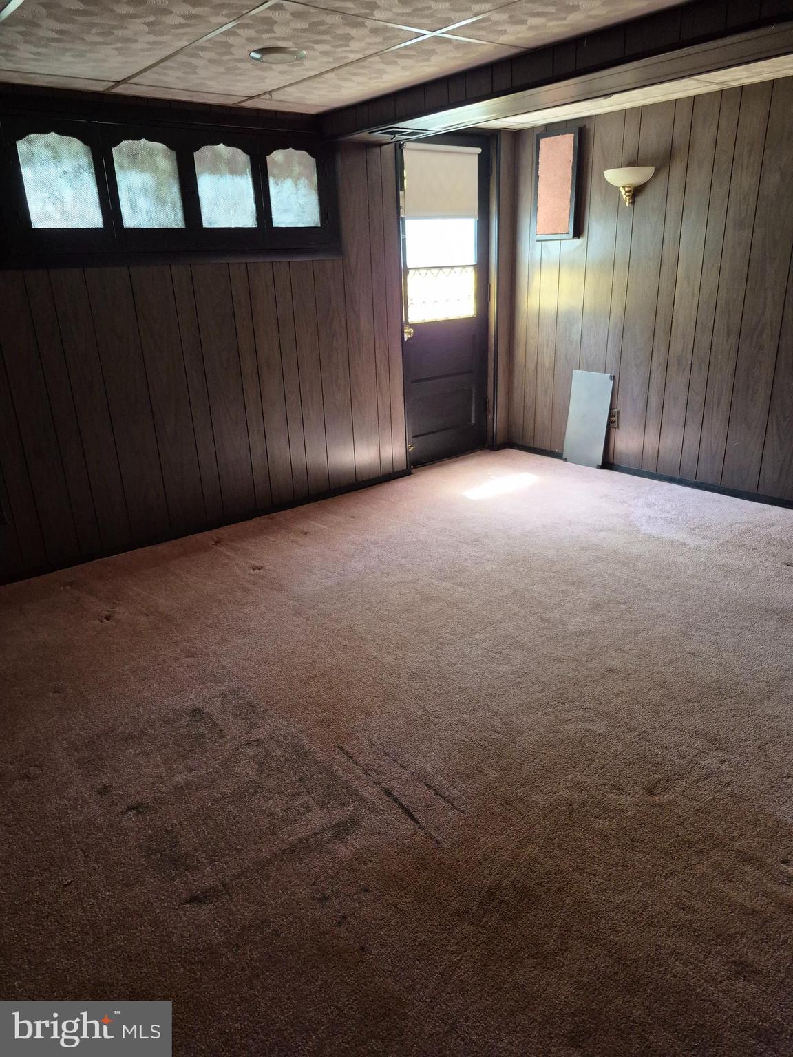 240 Rock Street Philadelphia, PA 19128 - Photo 21 of 27 Basement rec room