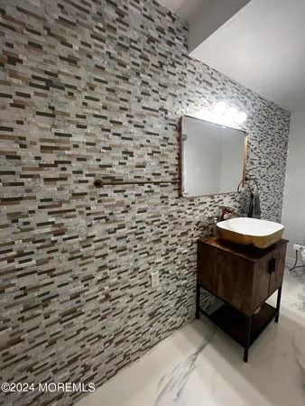 $2,800 | 85 Locust Avenue, West Long Branch, NJ 07764