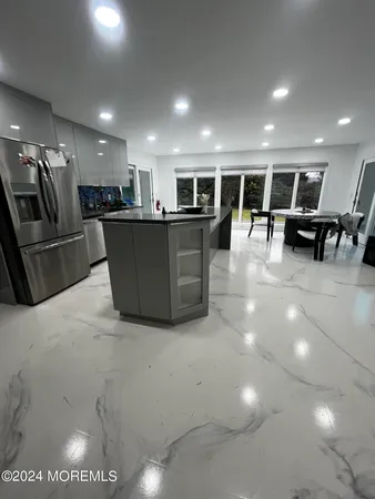 $2,800 | 85 Locust Avenue, West Long Branch, NJ 07764