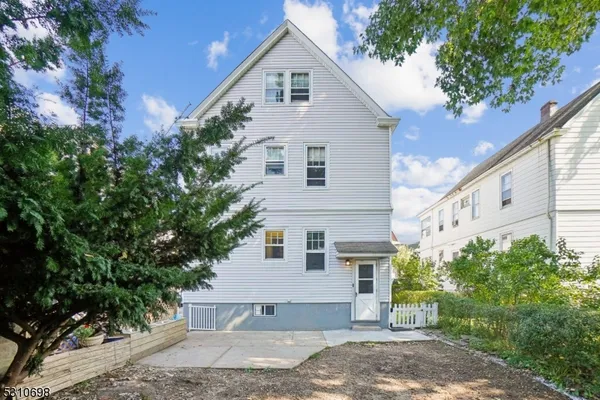 $2,500 | 17 Beekman Street, Unit 1, Bloomfield, NJ 07003