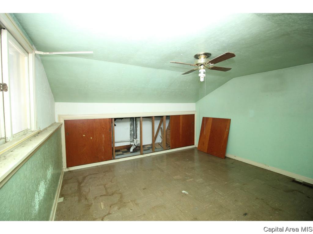 2625 South 9th Street Springfield, IL 62703 - Photo 3 of 7
