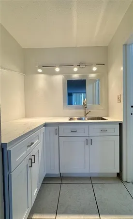 $1,000 | 7900 South Orange Blossom Trail, Unit 2084, Orlando, FL 32809