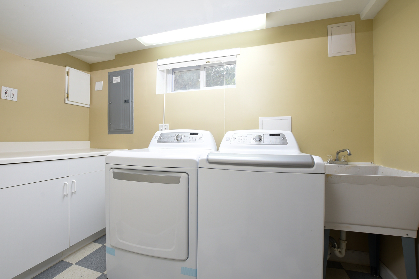 739 Selborne Road Riverside, IL 60546 - Photo 29 of 34