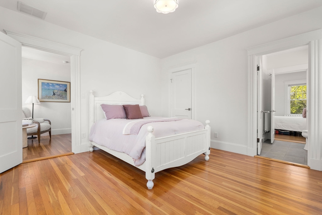 63 Cedar Street Newton, MA 02459 - Photo 20 of 38 Gallery Image 20