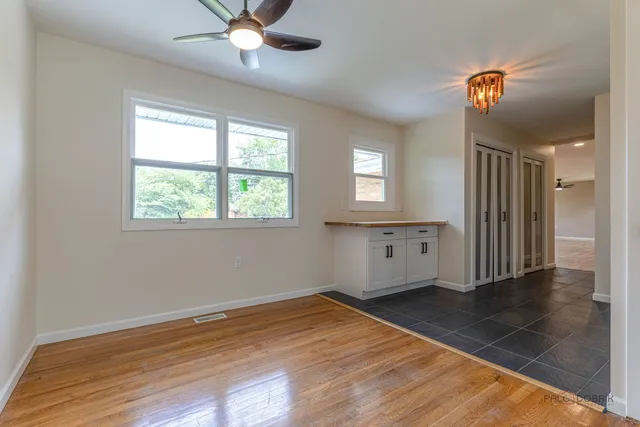 $338,000 | 25610 South Parkside Drive, Channahon, IL 60410