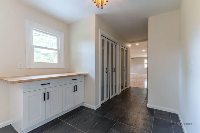 $338,000 | 25610 South Parkside Drive, Channahon, IL 60410