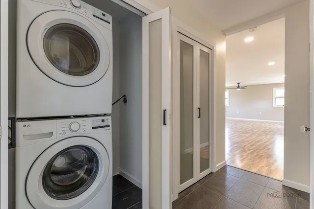 $338,000 | 25610 South Parkside Drive, Channahon, IL 60410