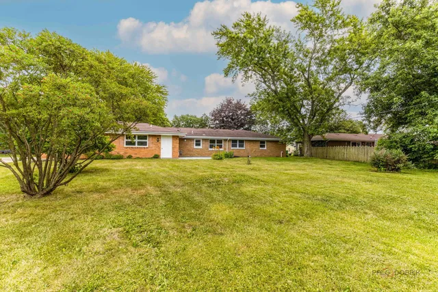 $338,000 | 25610 South Parkside Drive, Channahon, IL 60410