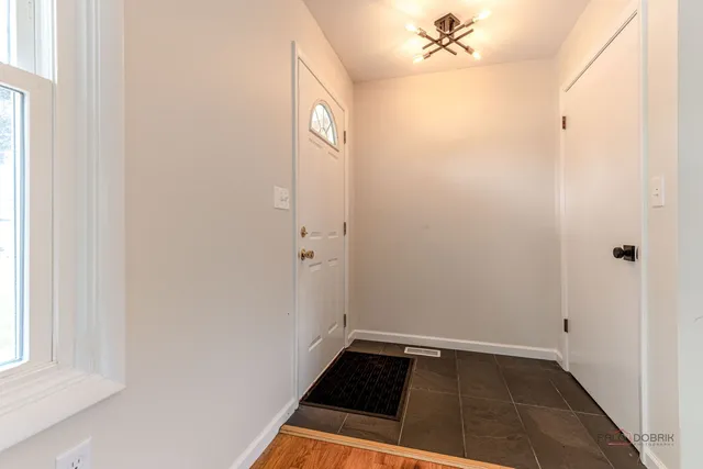 $338,000 | 25610 South Parkside Drive, Channahon, IL 60410